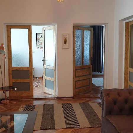 伯伊莱海尔库拉内Casa Arion公寓 外观 照片