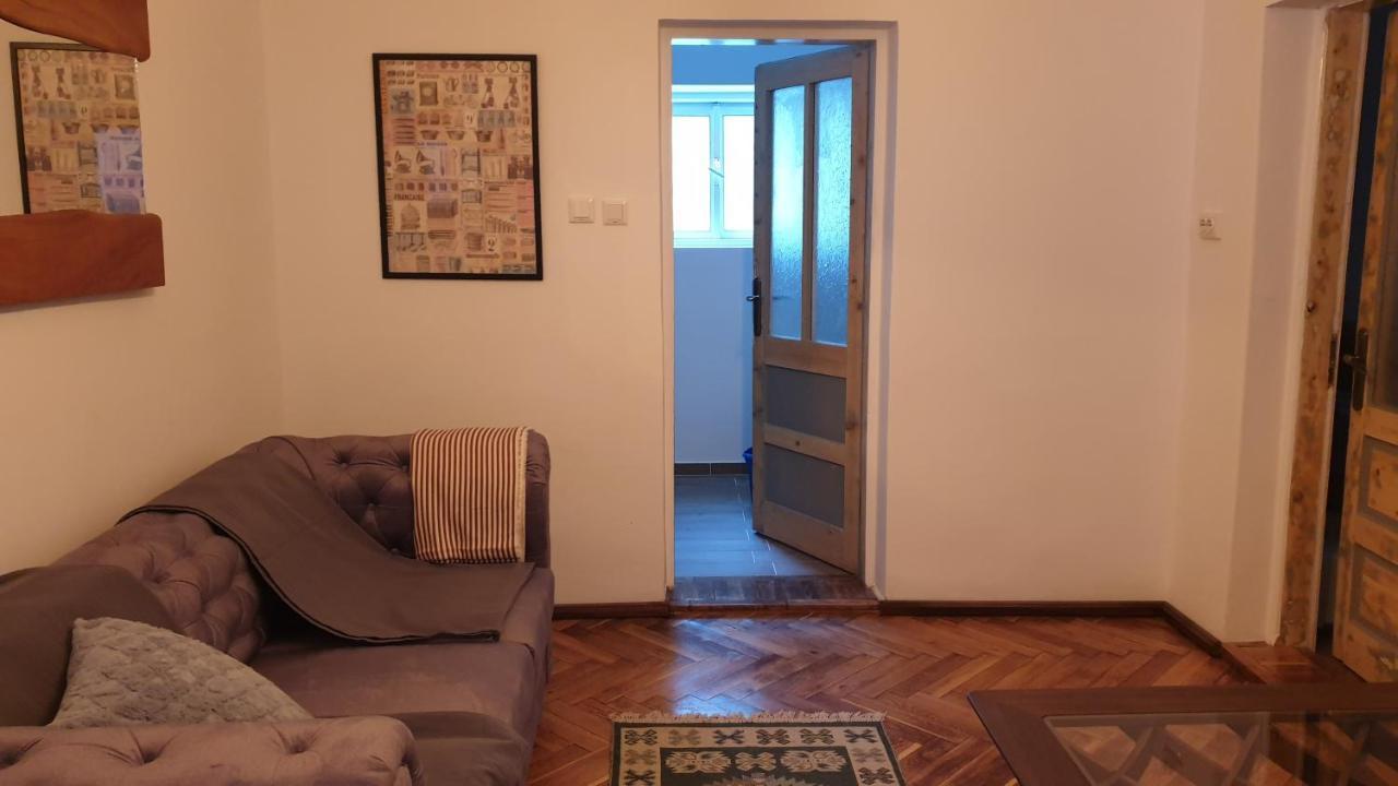 伯伊莱海尔库拉内Casa Arion公寓 外观 照片